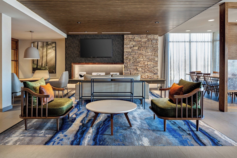 Fairfield Inn & Suites by Marriott Fayetteville in Fayetteville, United States