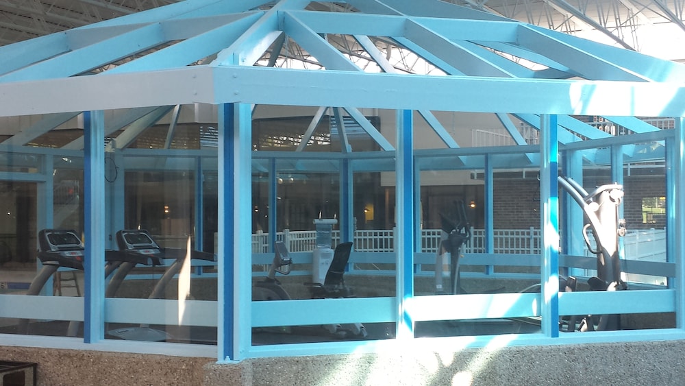 Garden Hotel and Conference Center - photo 13