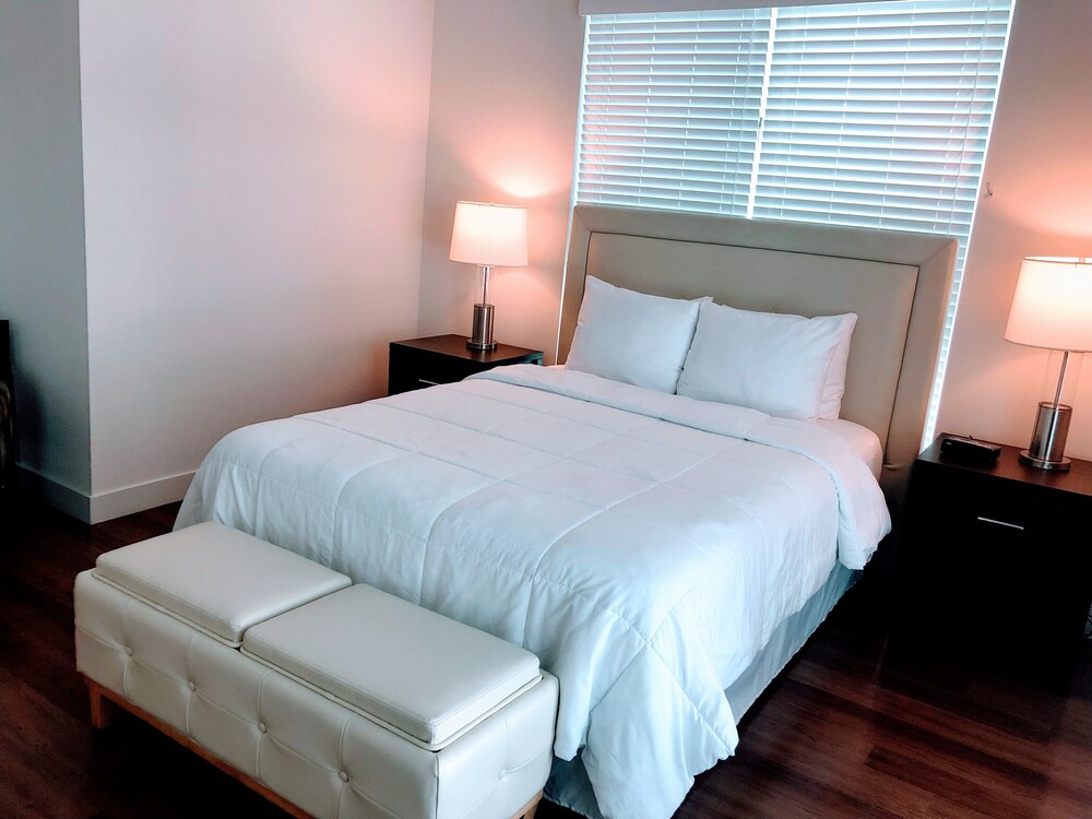 Resort Style Suites in Downtown LA - photo 9