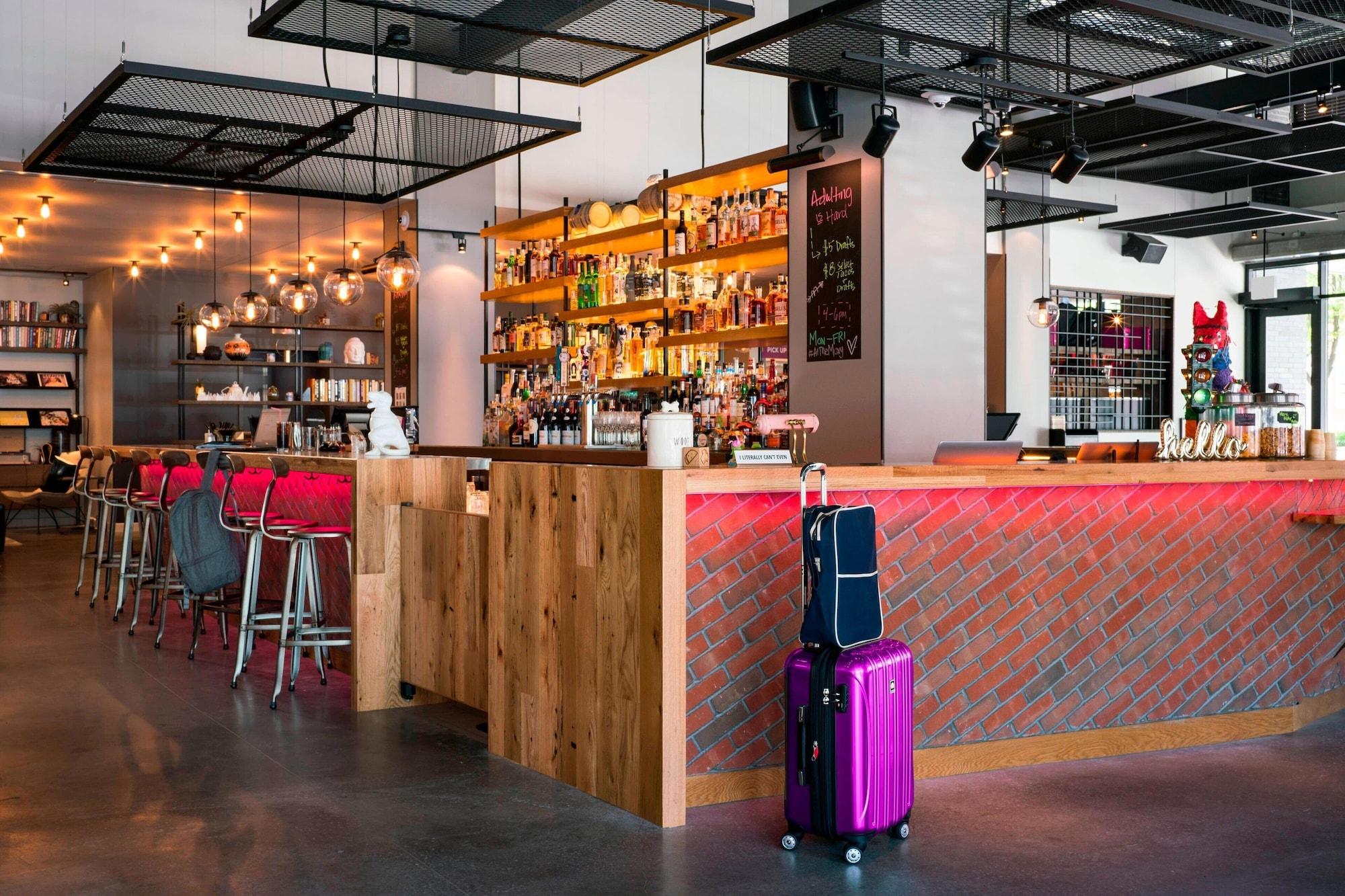 Moxy Chicago Downtown - photo 27