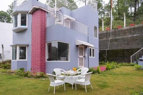 StayVista at Pines & Fir Sprawling Gardens with Seating and Swings in Lansdowne, India