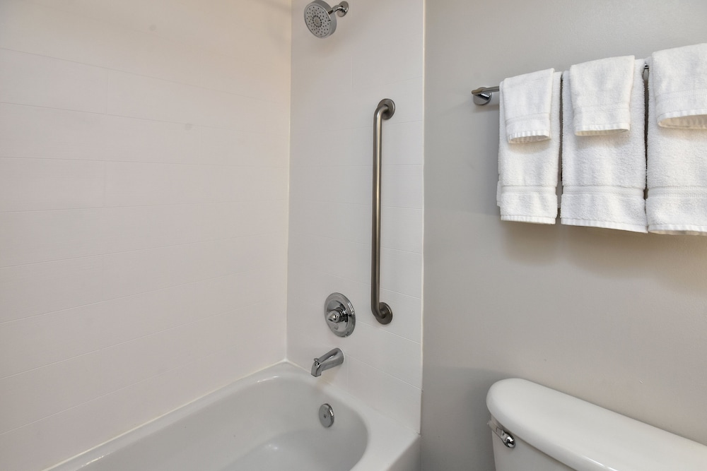 Holiday Inn Express Richmond I 64 Short Pump Area by IHG - photo 13