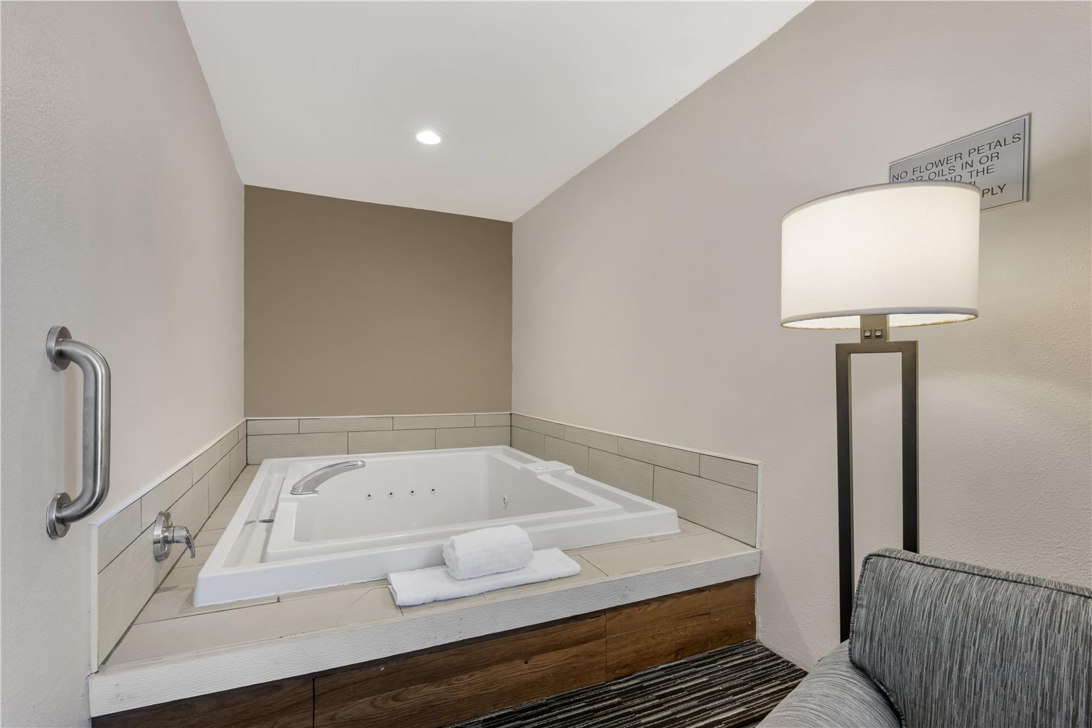 Best Western Columbus Airport - photo 17
