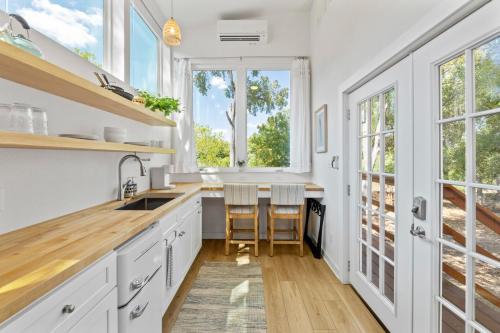 Noble River Estate - carbon neutral hotel in Waroona