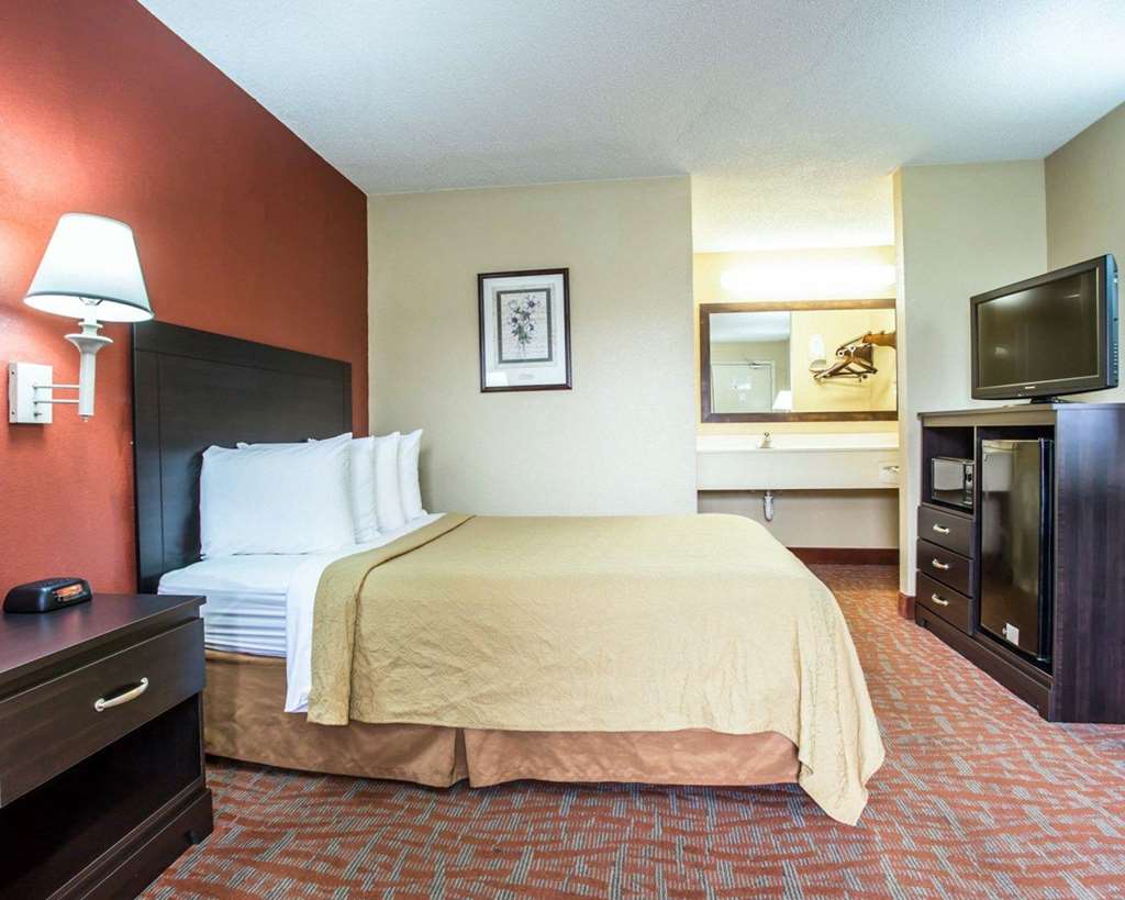 Quality Inn & Suites Monroe — hotel in Monroe