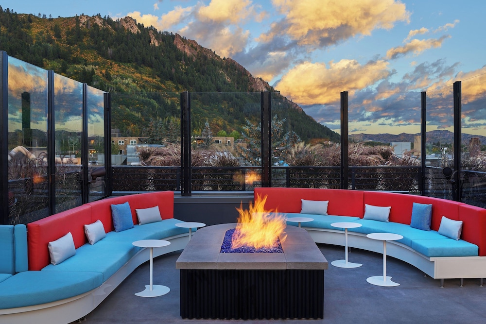 W Aspen - photo 59