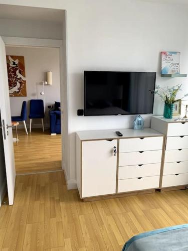 Orbi City Comfort 2 rooms apartments 50 м by sea