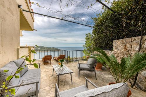 La Casa de Nona Terrace with Panoramic View
