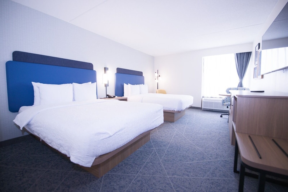 Hampton Inn Chicago Carol Stream - photo 12