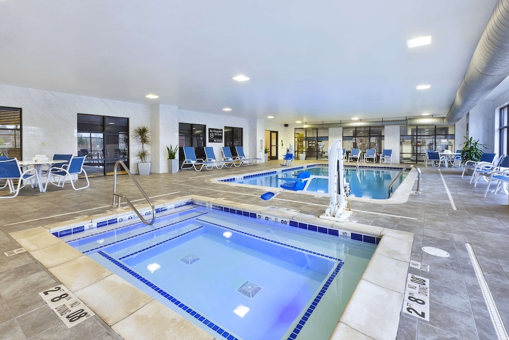 Hampton Inn Detroit Southgate - photo 34