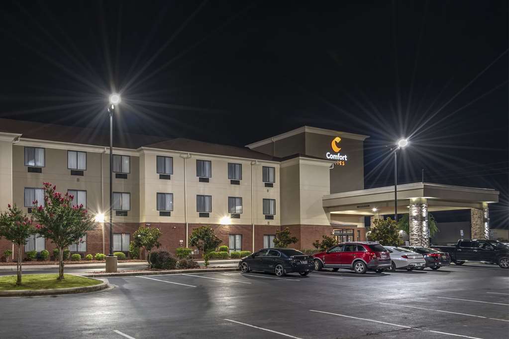Comfort Suites Pell CIty near Logan Martin Lake - photo 7