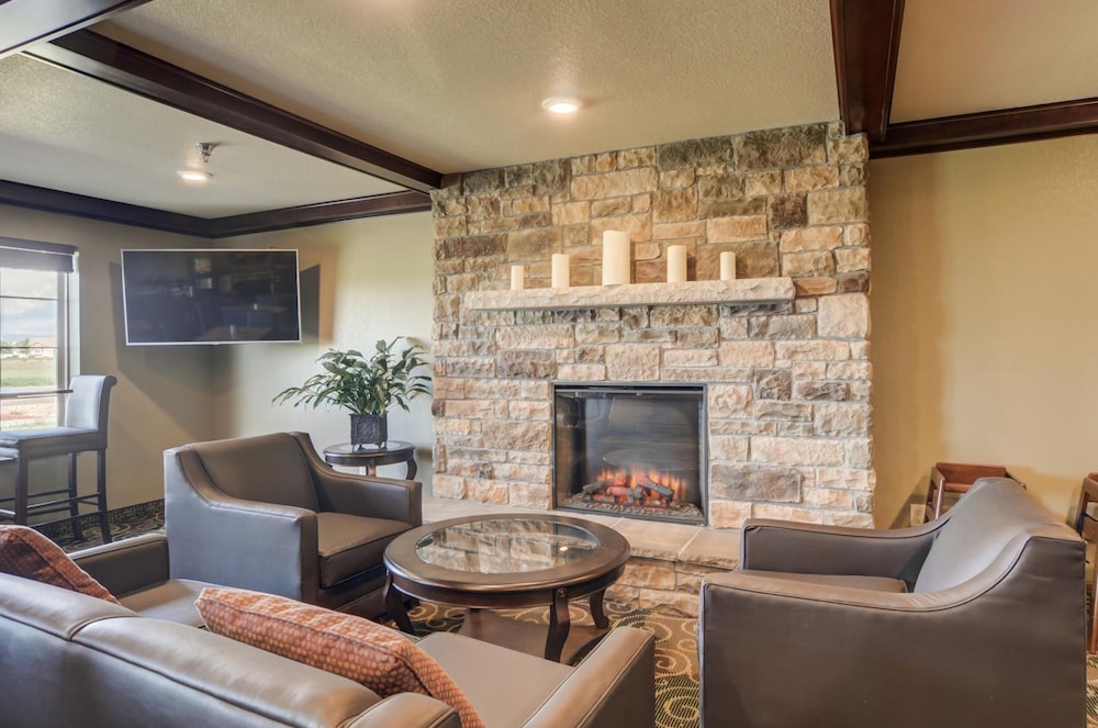 Cobblestone Inn & Suites Altamont - photo 5