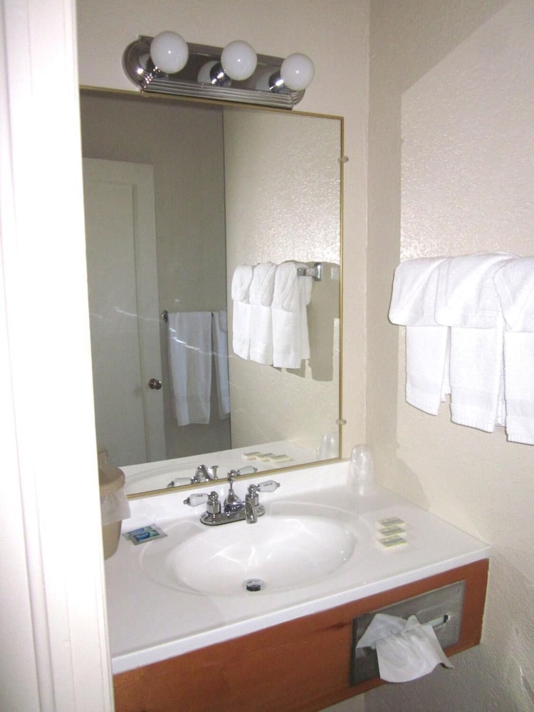 Color Country Motel - photo 17