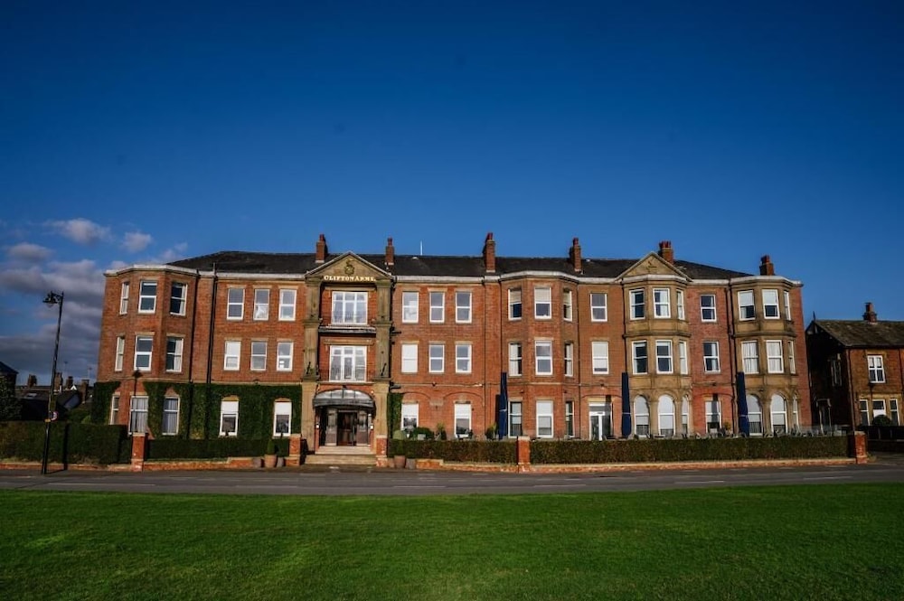 Clifton Arms Hotel - carbon neutral hotel in Lytham St Annes