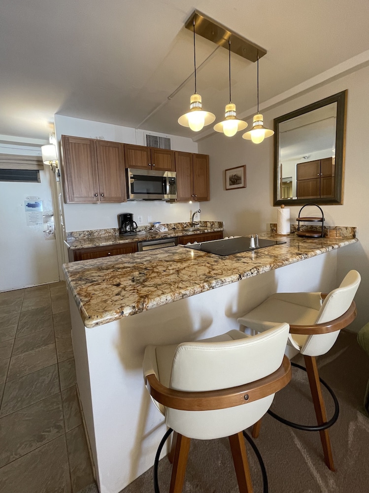 Maui Kai Condos No Resort Fees - photo 17