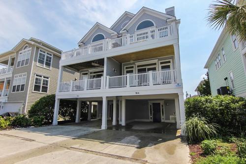 Salty Dog by Sea Scape Properties in Wrightsville Beach, United States