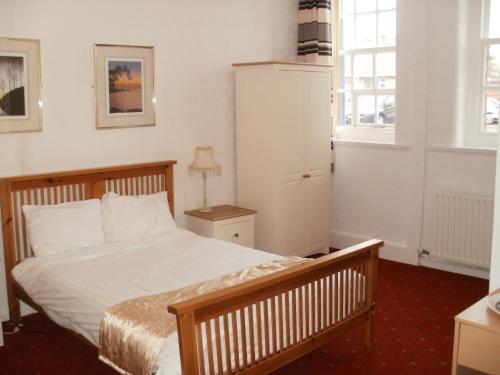 Grove Court Hotel — hotel in Cleator Moor