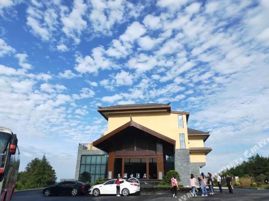 Sanxikou Hotel in Lingjiang, People's Republic of China