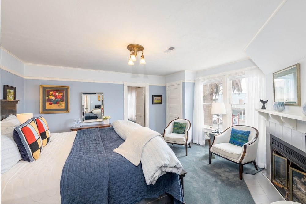 Nantucket Whale Inn - photo 38