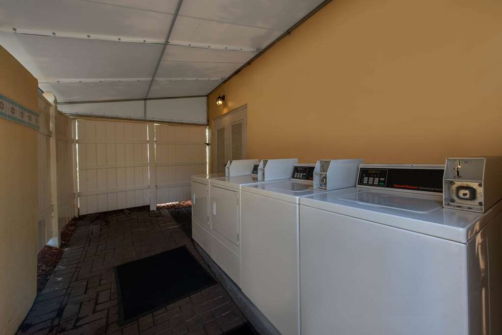 La Quinta Inn & Suites by Wyndham Deerfield Beach I 95 - photo 37