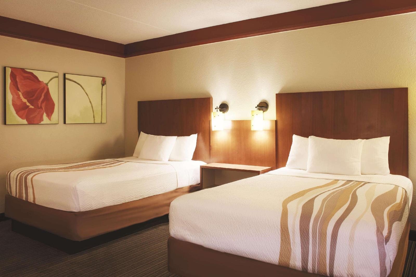 La Quinta Inn & Suites By Wyndham Memphis Primacy Parkway - photo 7