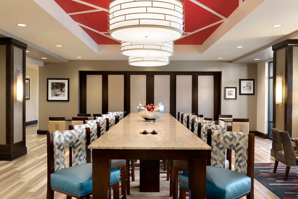 Hampton Inn Spring Hill TN - photo 3