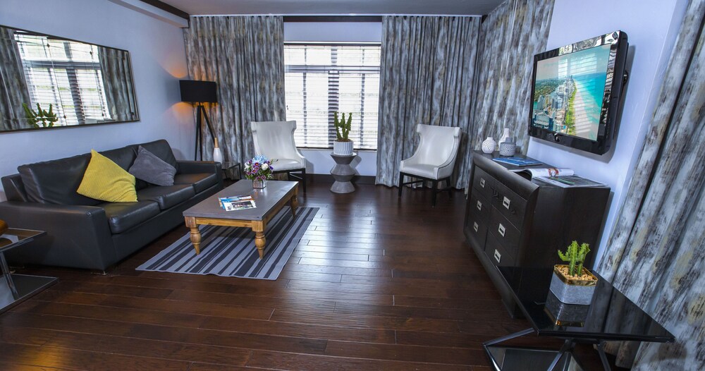 Lincoln Arms Suites - photo 25