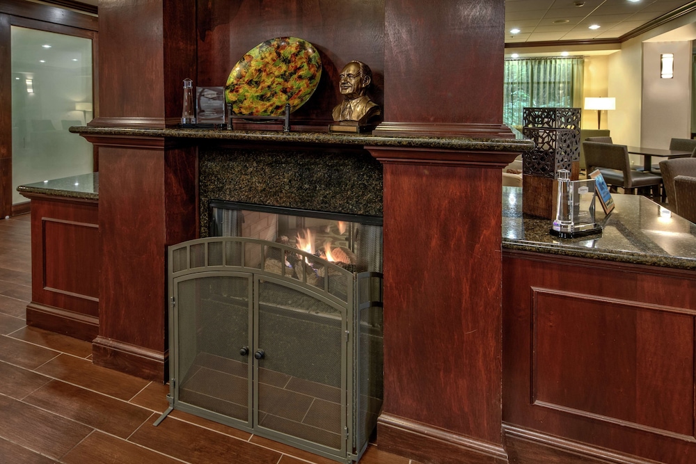 Hampton Inn Cambridge - photo 3