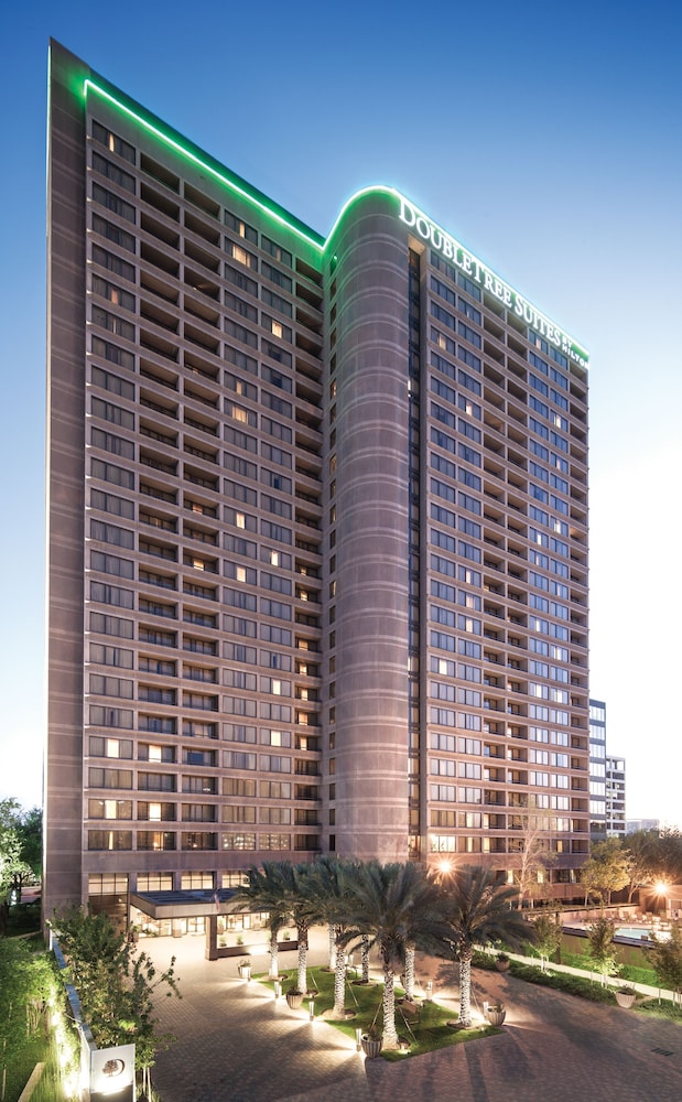 DoubleTree by Hilton Hotel & Suites Houston by the Galleria - photo 2