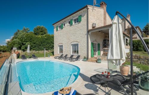 Nice Home In Vizinada With Kitchen — 4-Star Luxury Hotel in Vizinada, Croatia