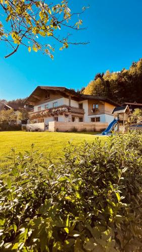 Chalet Hoamat Leben — 4-Star Luxury Hotel in Leogang, Austria