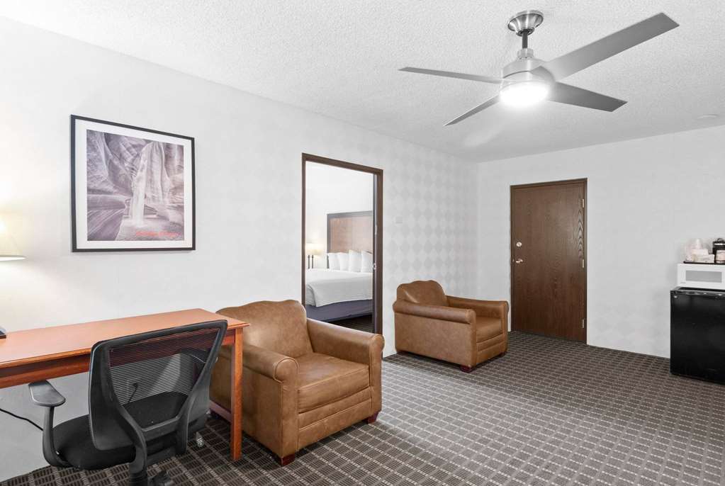 Ramada by Wyndham Richfield UT I 70 - photo 20