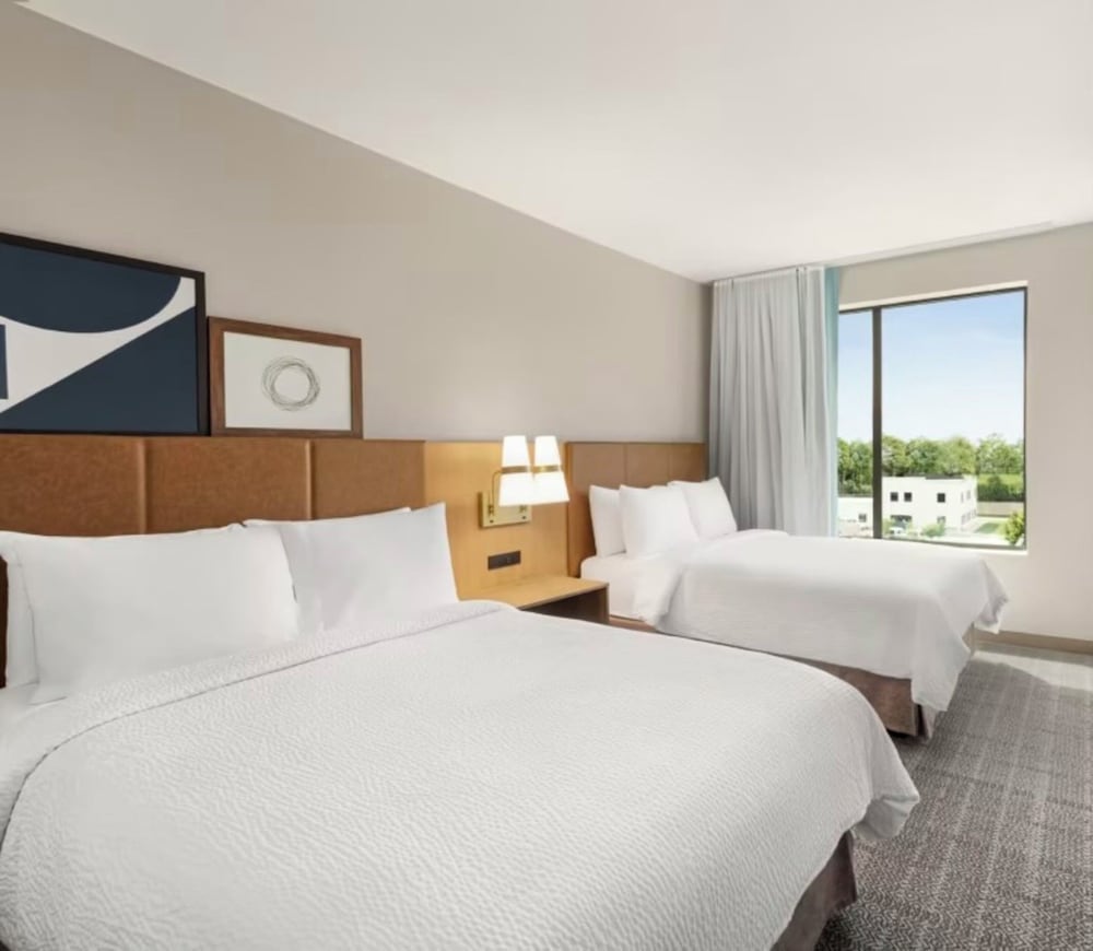 Staybridge Suites Milwaukee West Oconomowoc by IHG - photo 50