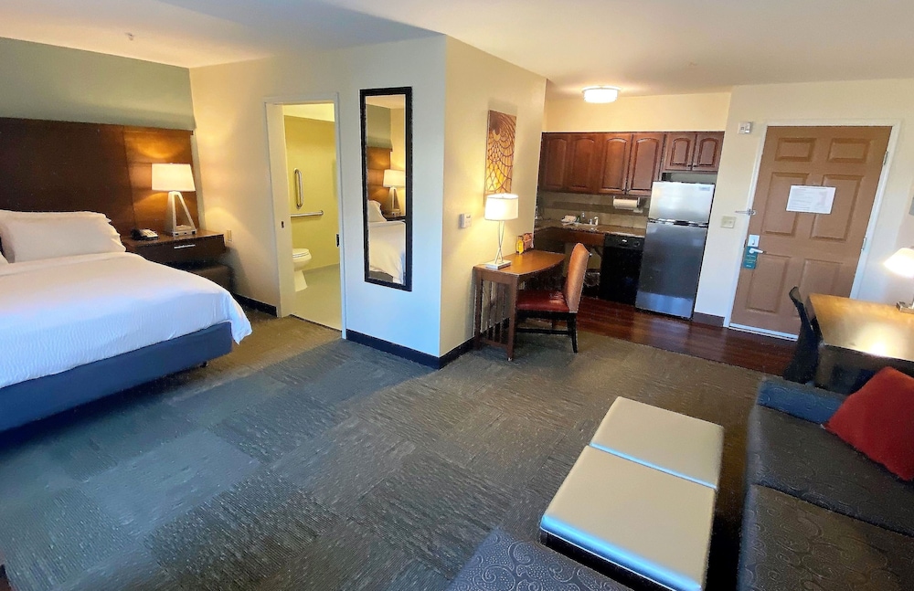 Staybridge Suites Great Falls by IHG - photo 19