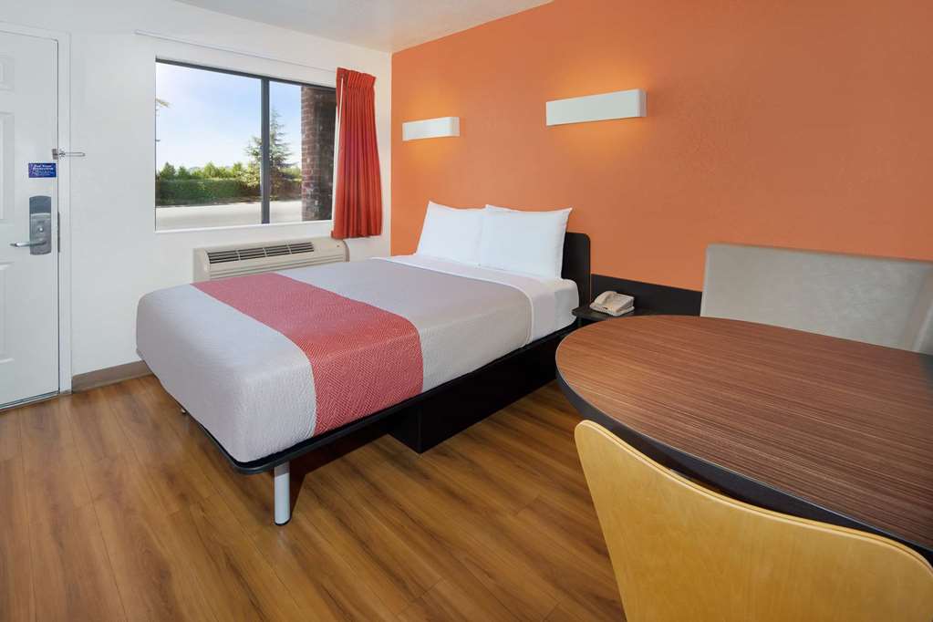 Motel 6 Arcadia CA Los Angeles Pasadena Area - photo 10