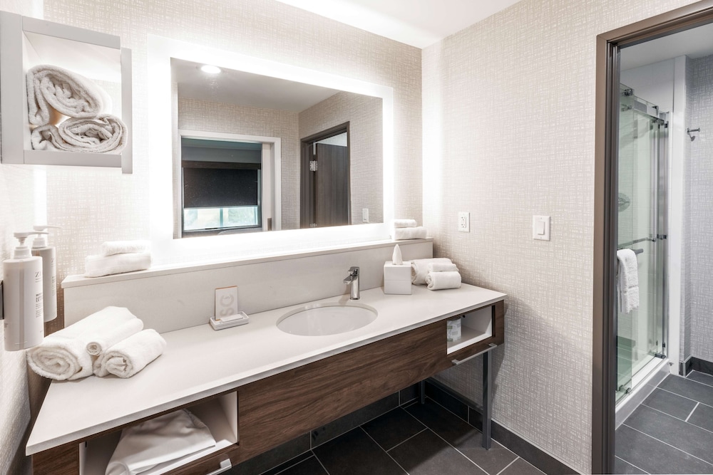 Hampton Inn & Suites by Hilton Canyon - photo 21