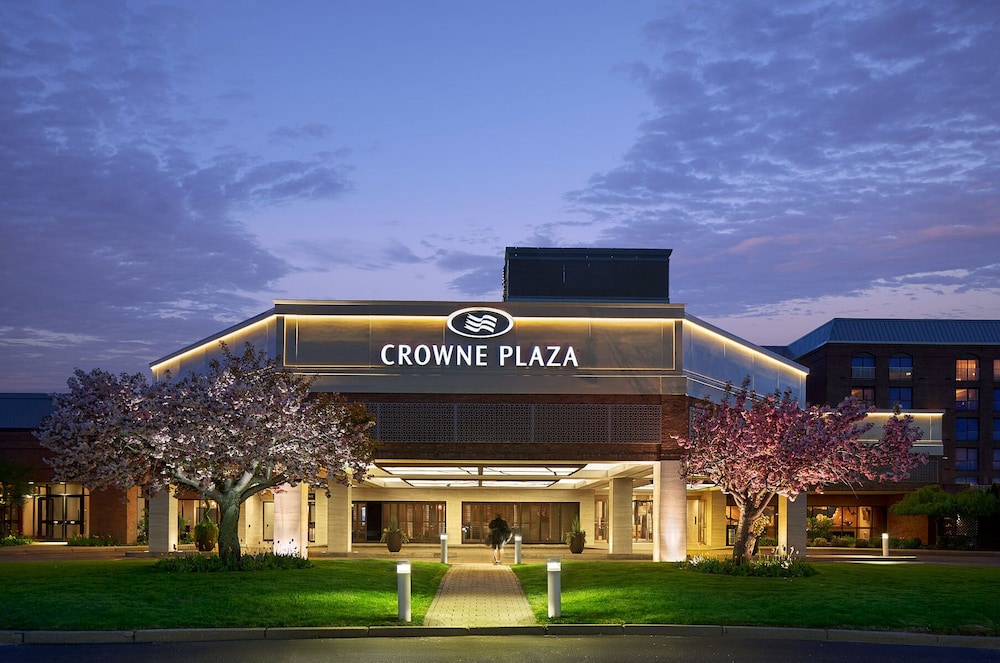 Crowne Plaza Providence Warwick Airport an IHG Hotel - featured photo