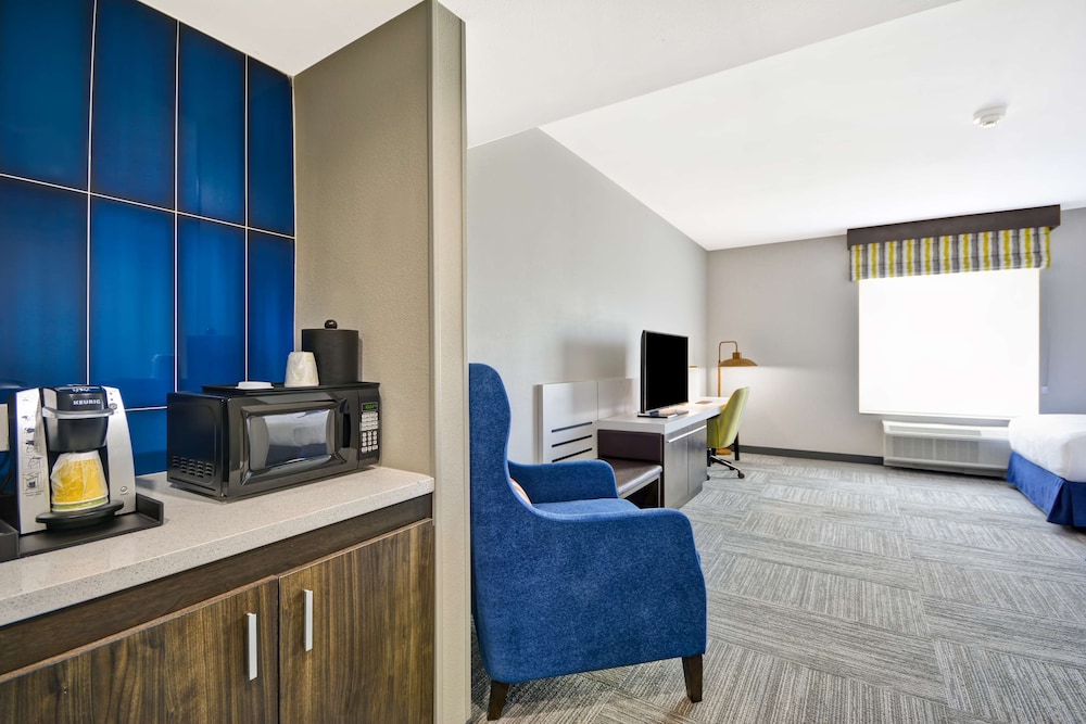 Hilton Garden Inn Tulsa Broken Arrow - photo 16