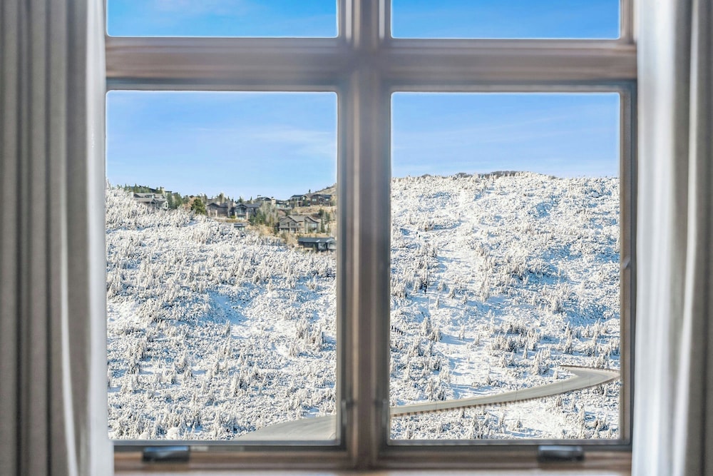 The St. Regis Deer Valley - photo 52