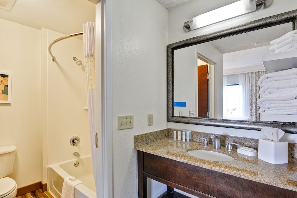 Hampton Inn & Suites Boynton Beach - photo 22