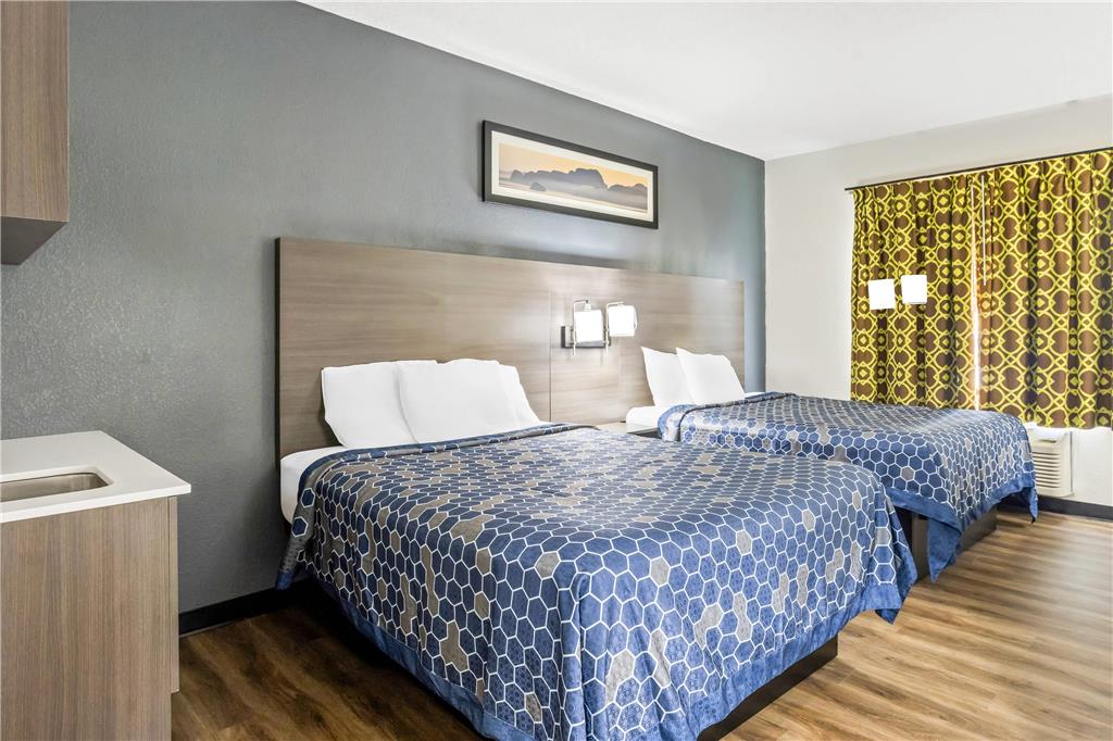 Econo Lodge Jesup GA - photo 29