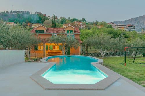 Peace Point - last minute hotel in Zrnovnica