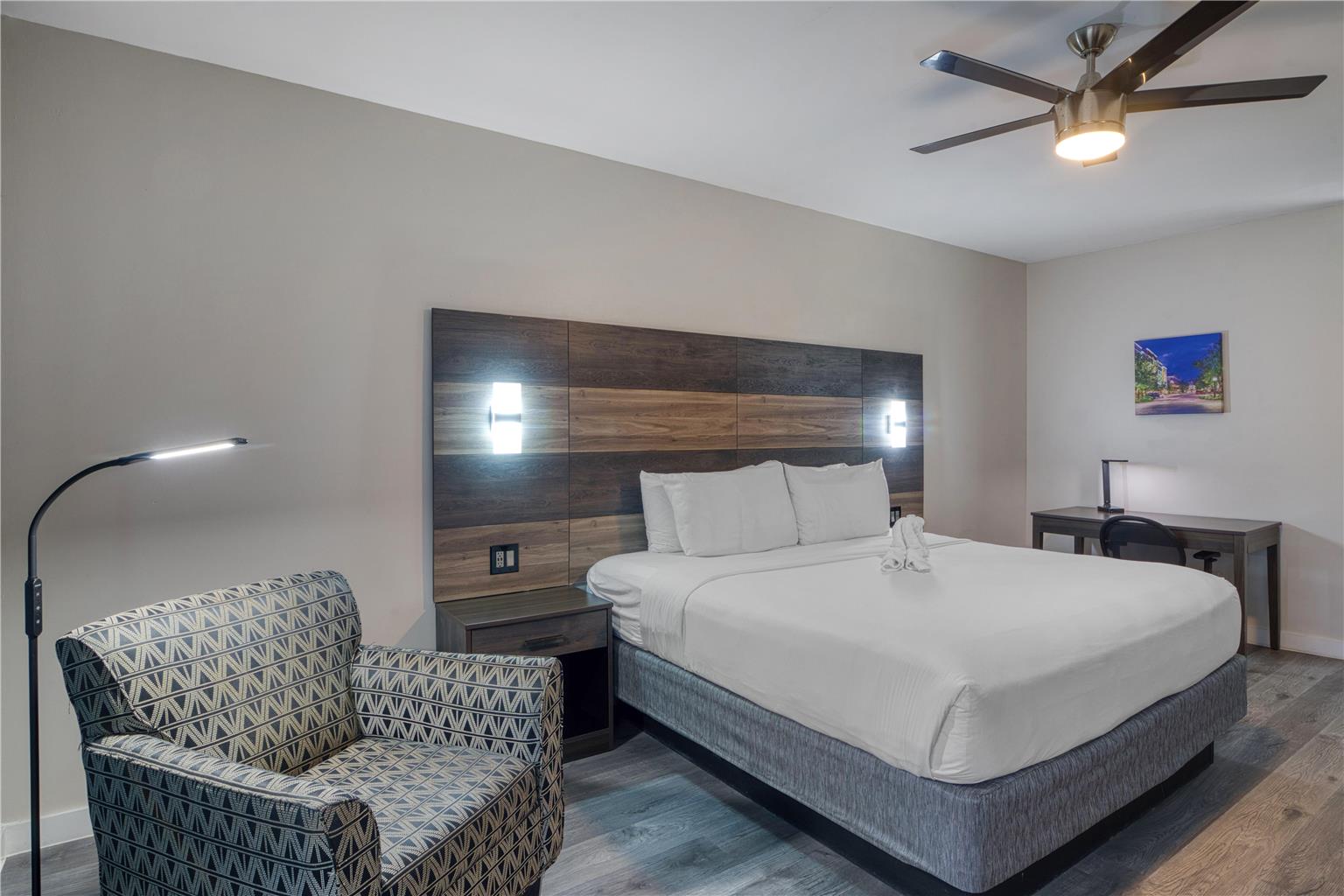 hom hotel suites Trademark Collection by Wyndham - photo 26