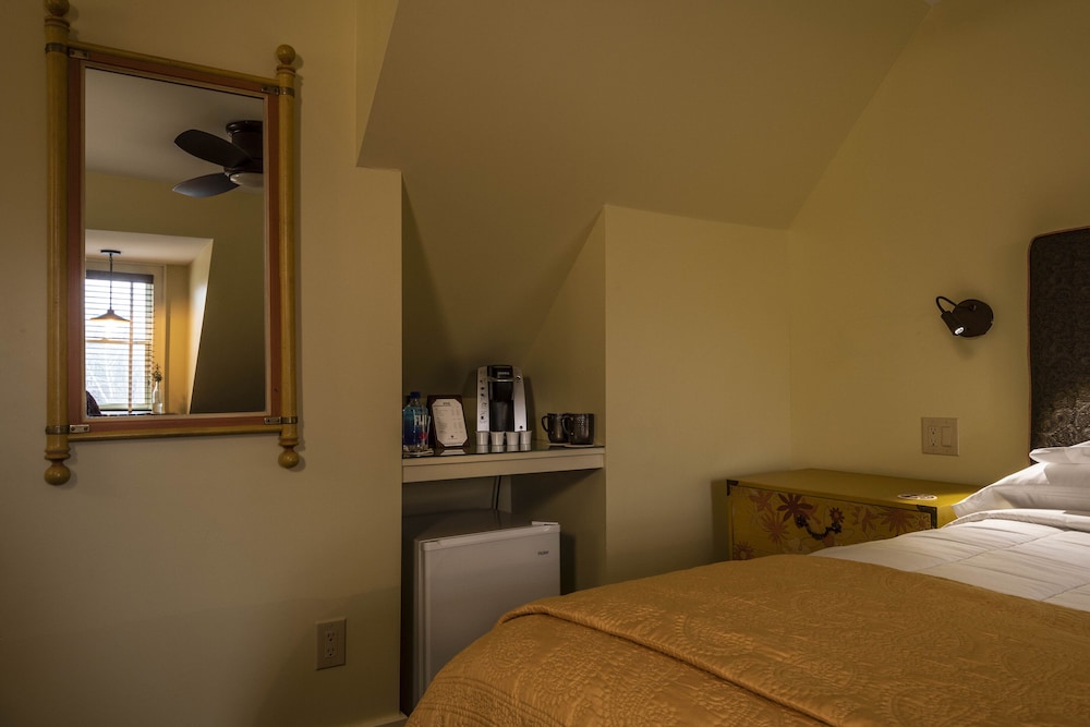 Hotel Broad Ripple - photo 30