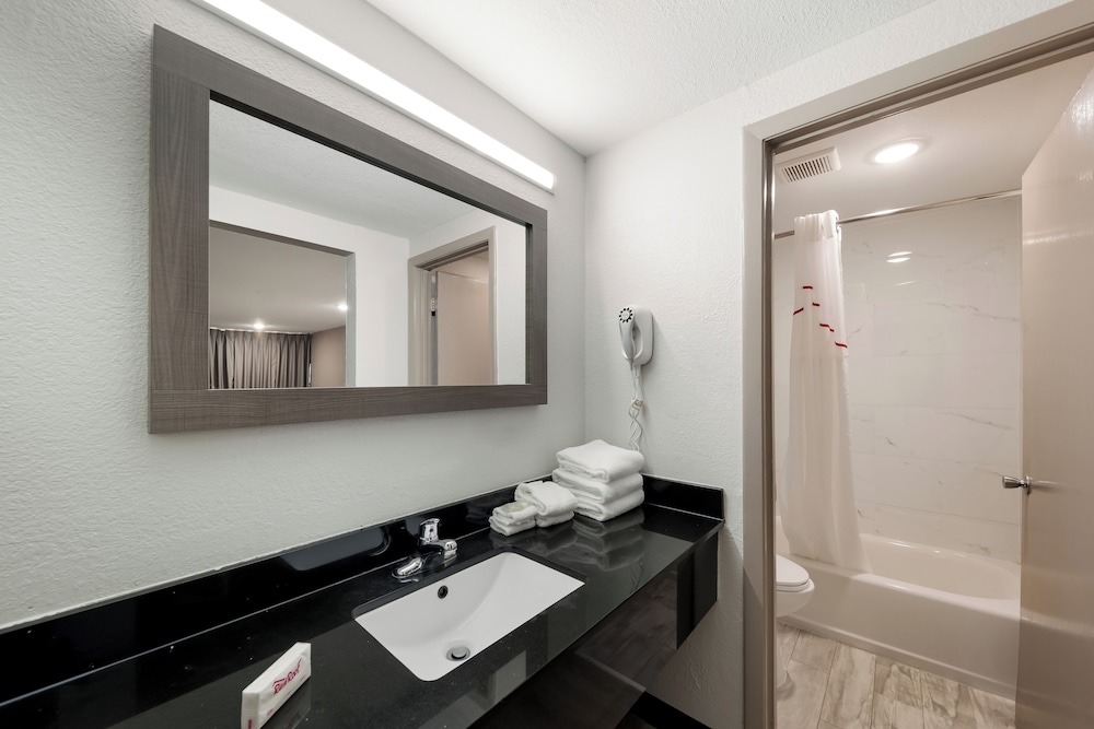 Red Roof Inn & Conference Center McKinney - photo 17
