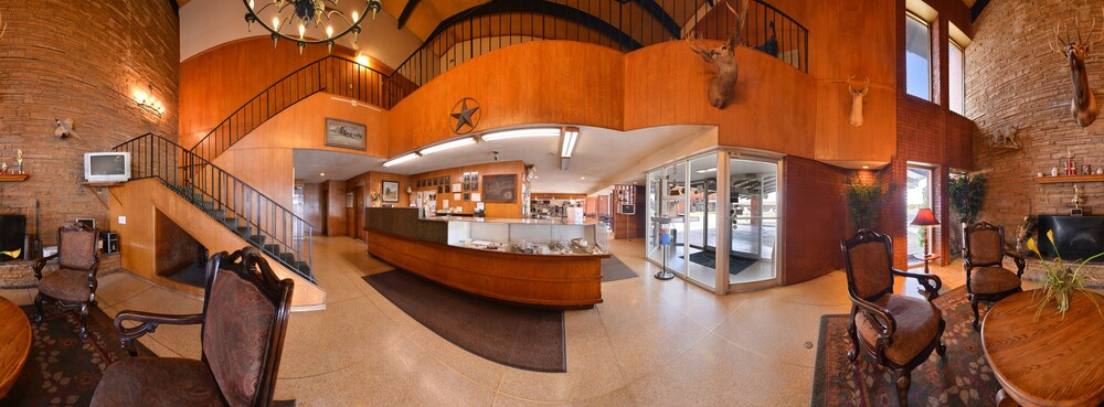 Ranch House Motel - photo 30