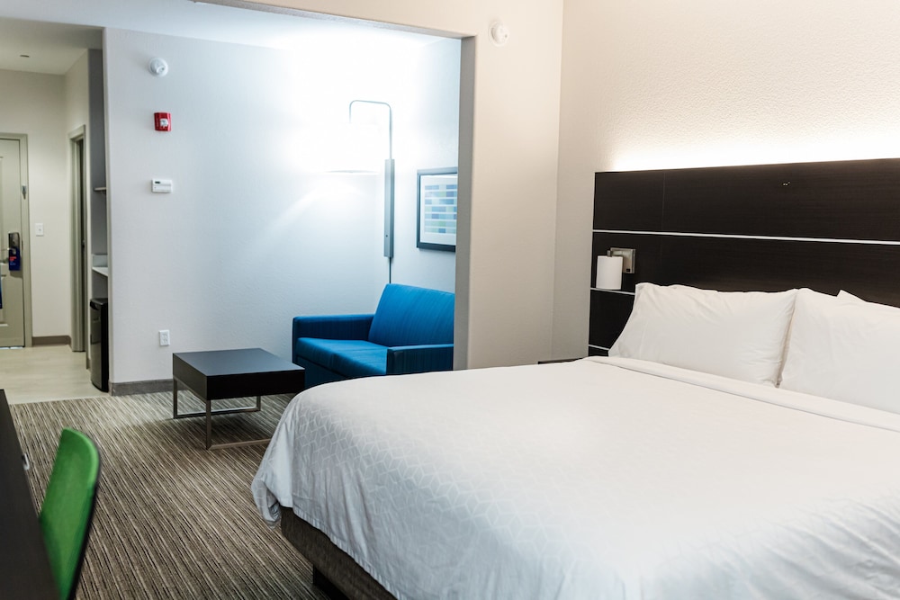 Holiday Inn Express Greenville by IHG - photo 21
