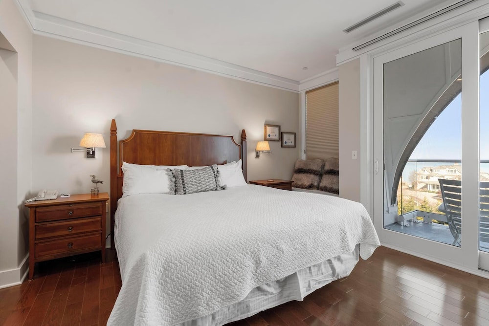 Village Suites Bay Harbor - photo 13