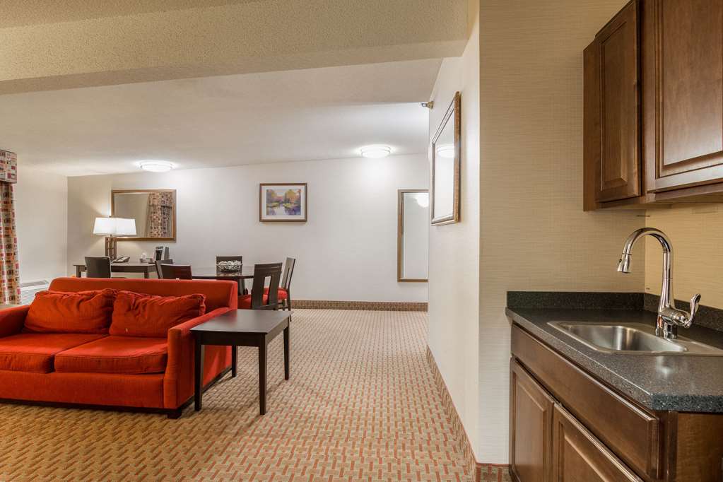 Clarion Hotel Convention Center - photo 31