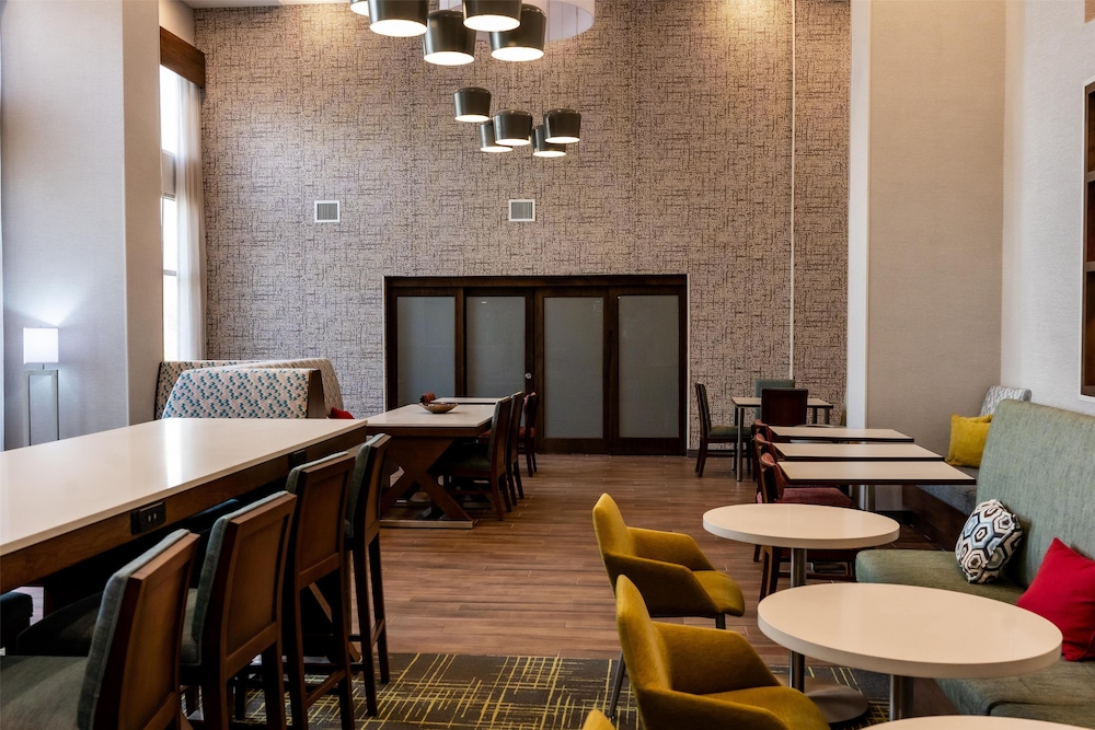 Hampton Inn & Suites Leesburg - photo 34